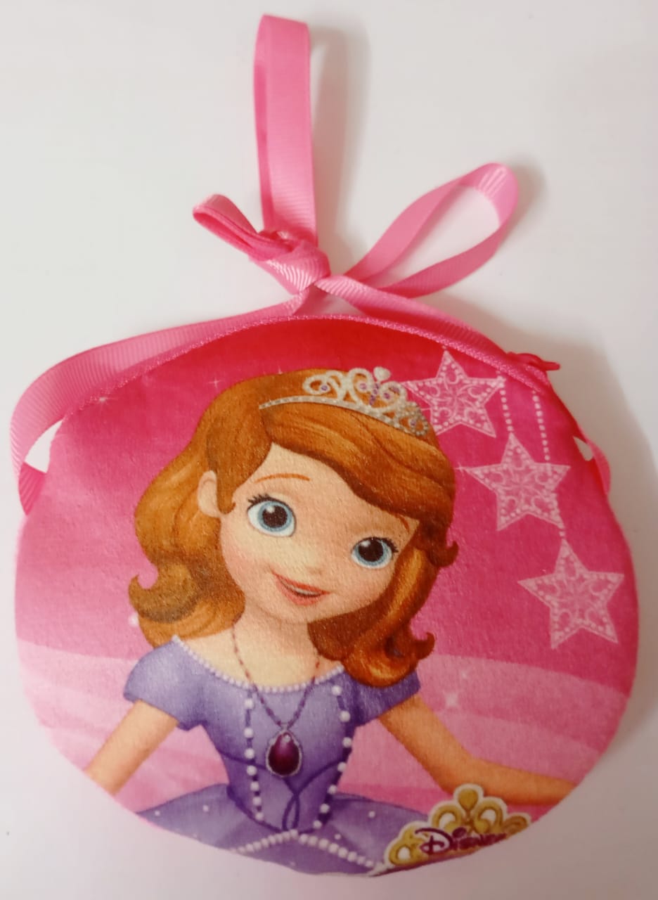 COIN POUCH WITH STRING